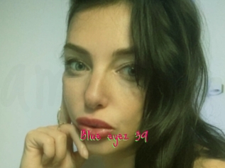 Blue_eyez_39