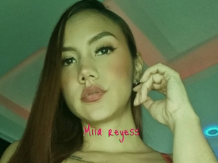 Miia_reyess