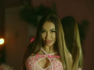 Miss_mooon